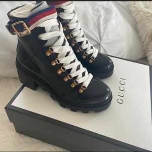 *TODAY ONLY* NIB Gucci Sylvie Web Boots